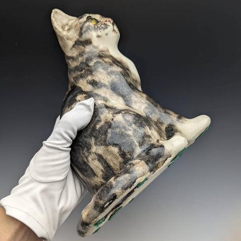 British Winstan Ray Kensington Cat Pheasant Pottery Figurine (Size 4)